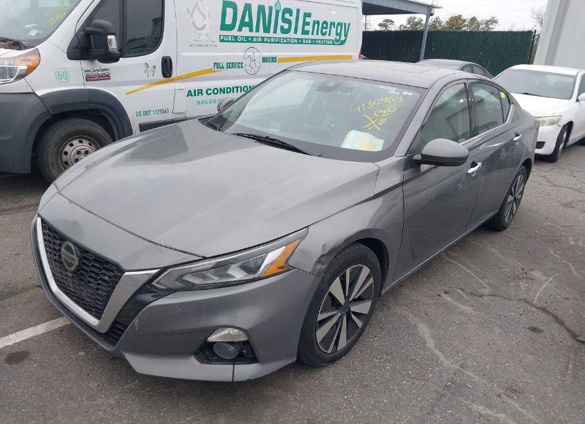 Photo 2 of 2019 Nissan Altima 2.5 SL (VIN 1N4BL4EV8KC111754)