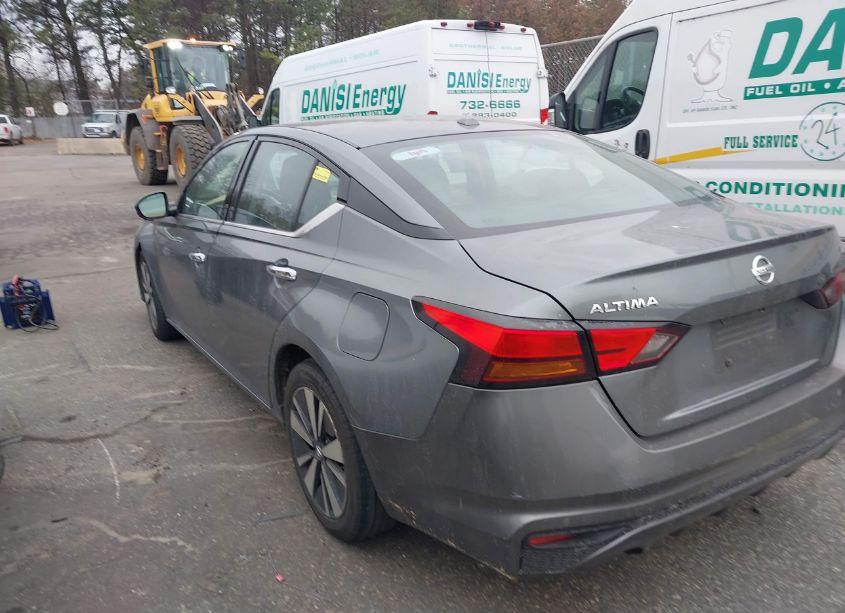 Photo 3 of 2019 Nissan Altima 2.5 SL (VIN 1N4BL4EV8KC111754)