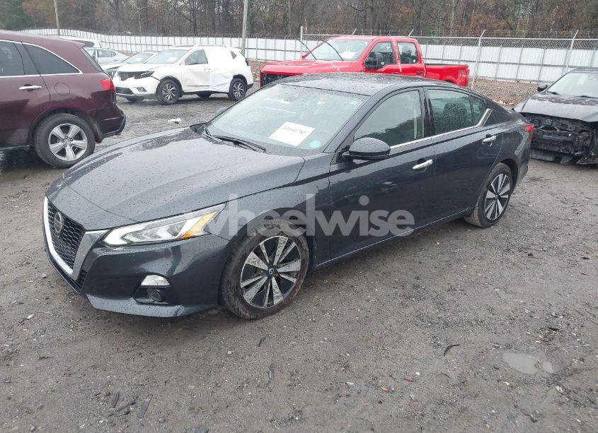 Photo 2 of 2019 Nissan Altima 2.5 SL (VIN 1N4BL4EV8KC153714)