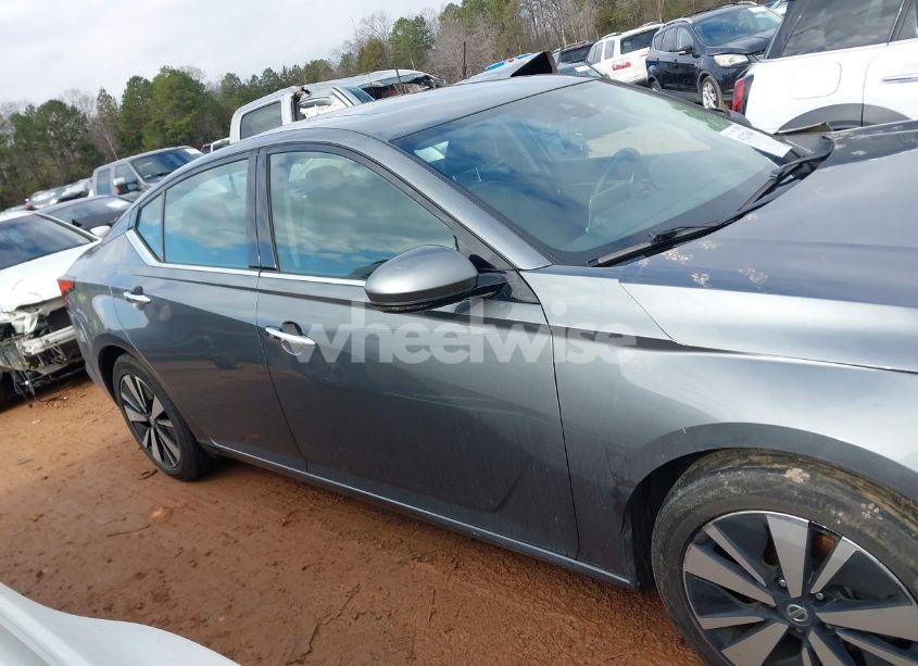 Photo 14 of 2019 Nissan Altima SL (VIN 1N4BL4EV8KC205391)