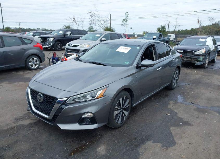 Photo 2 of 2019 Nissan Altima 2.5 SL (VIN 1N4BL4EV8KC224328)