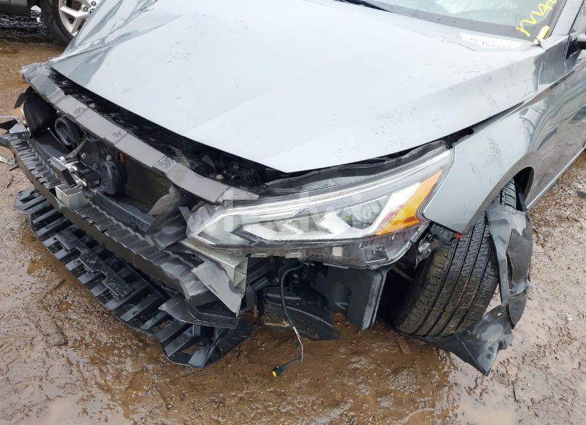 Photo 6 of 2019 Nissan Altima 2.5 SL (VIN 1N4BL4EV8KC245583)