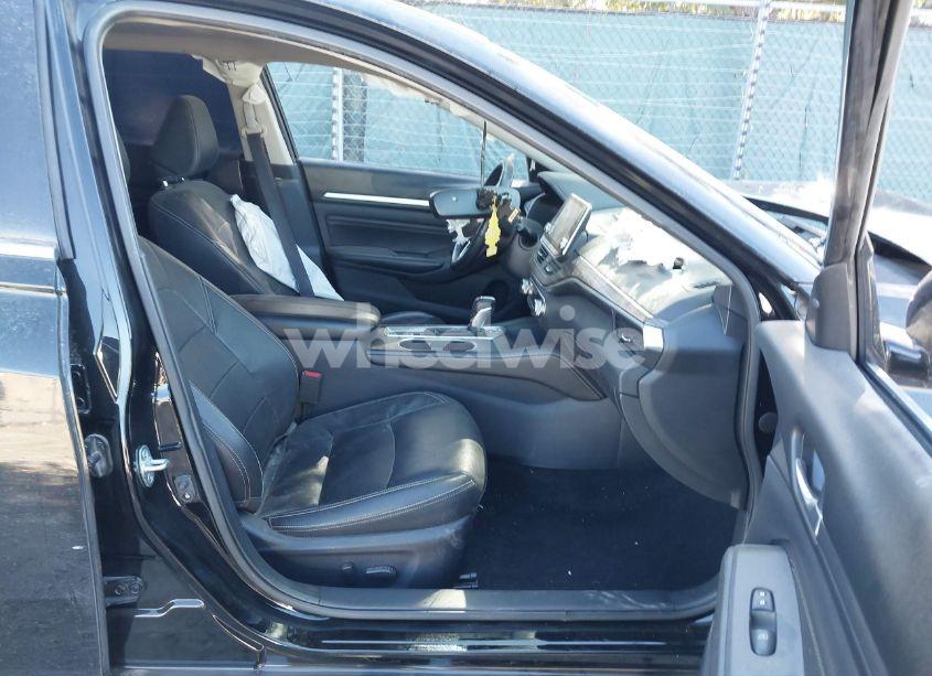 Photo 5 of 2019 Nissan Altima 2.5 SL (VIN 1N4BL4EV8KC255630)