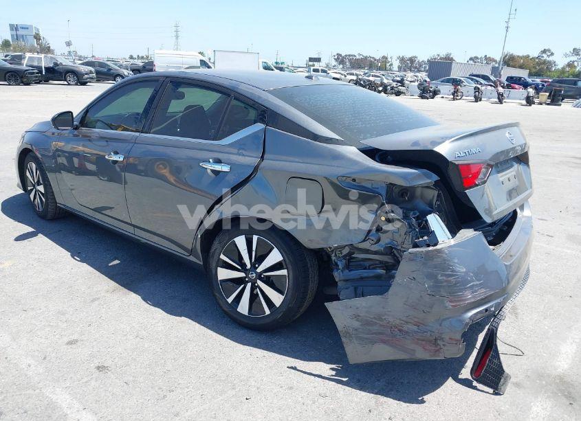 Photo 3 of 2019 Nissan Altima 2.5 SL (VIN 1N4BL4EV8KC259841)