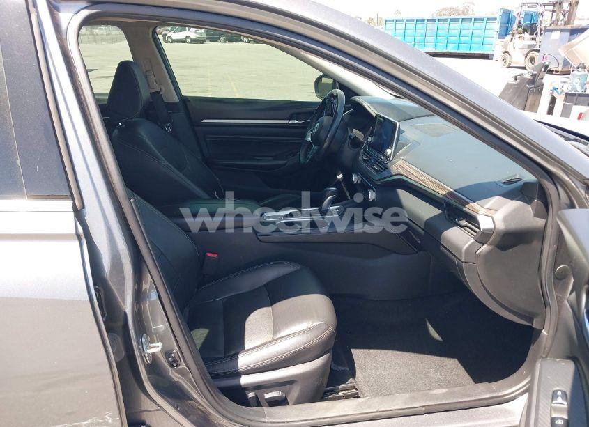 Photo 5 of 2019 Nissan Altima 2.5 SL (VIN 1N4BL4EV8KC259841)