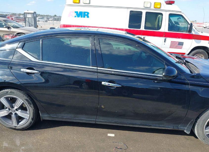 Photo 13 of 2021 Nissan Altima SL FWD (VIN 1N4BL4EV8MN326672)