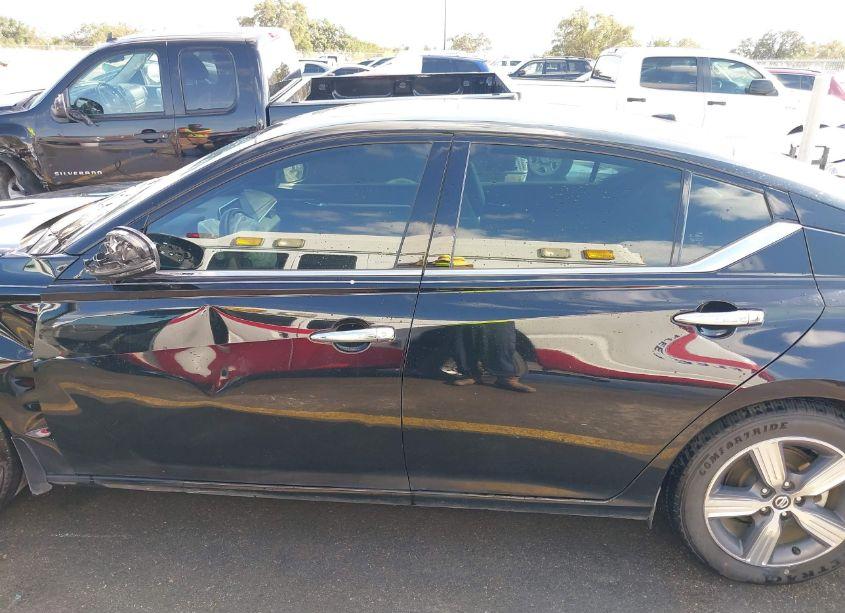 Photo 14 of 2021 Nissan Altima SL FWD (VIN 1N4BL4EV8MN326672)