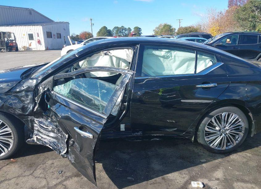 Photo 15 of 2023 Nissan Altima SL FWD (VIN 1N4BL4EV8PN358574)
