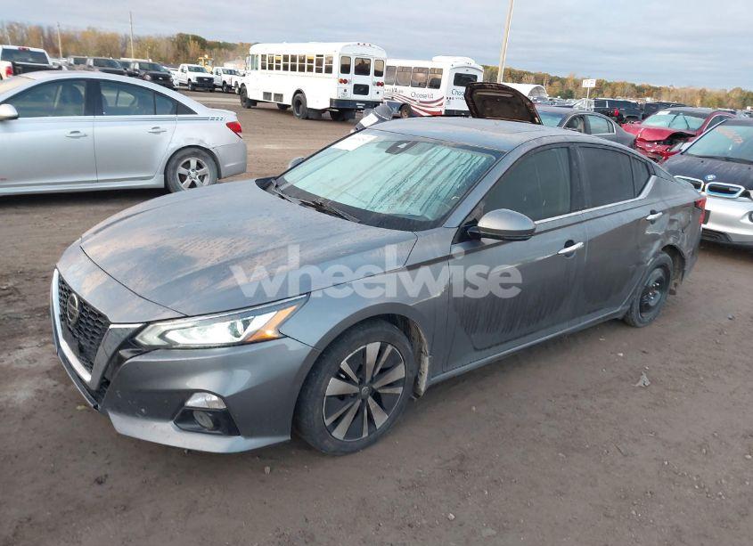 Photo 2 of 2019 Nissan Altima 2.5 SL (VIN 1N4BL4EV9KC106904)