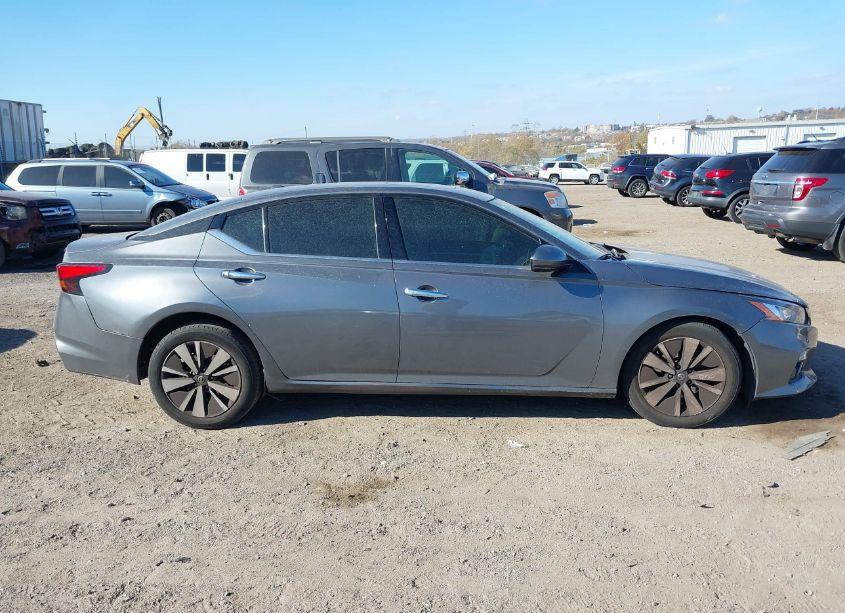 Photo 14 of 2019 Nissan Altima 2.5 SL (VIN 1N4BL4EV9KC212110)