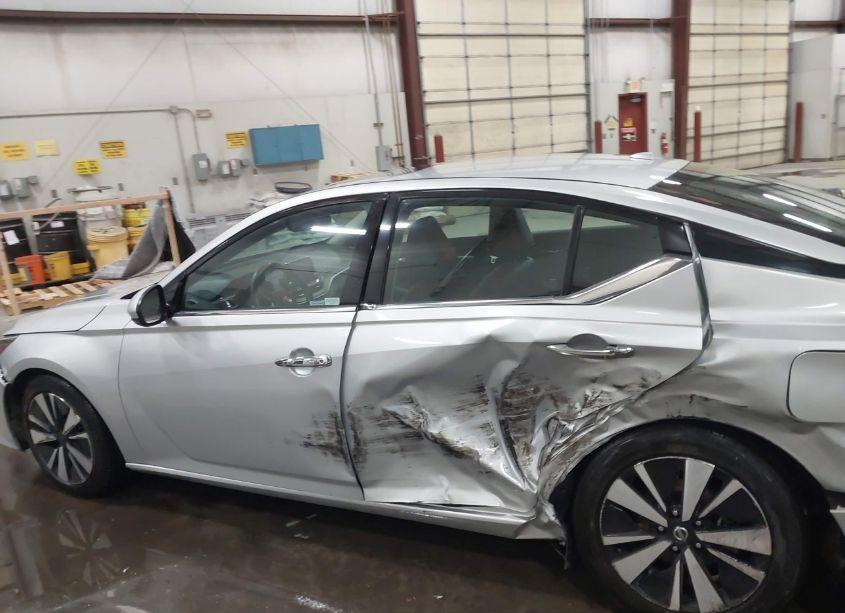 Photo 14 of 2019 Nissan Altima 2.5 SL (VIN 1N4BL4EV9KC241641)