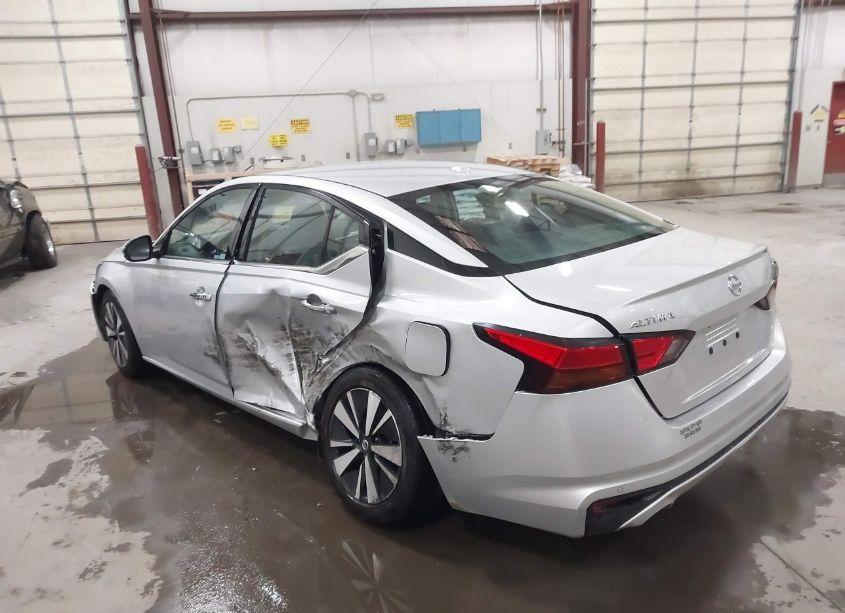 Photo 3 of 2019 Nissan Altima 2.5 SL (VIN 1N4BL4EV9KC241641)