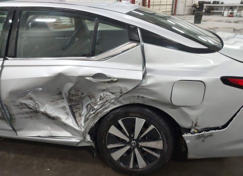 Photo 6 of 2019 Nissan Altima 2.5 SL (VIN 1N4BL4EV9KC241641)