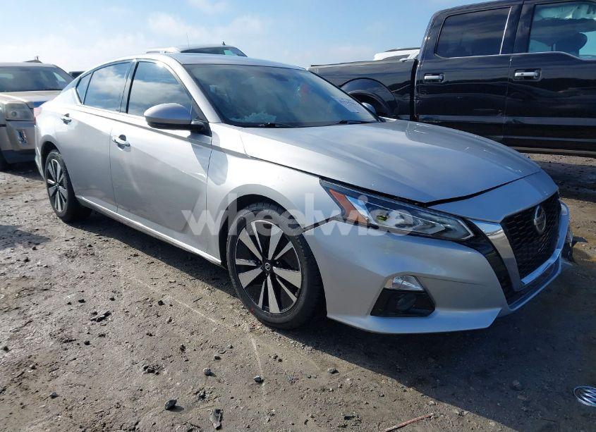 2019 Nissan Altima 2.5 SL (VIN 1N4BL4EV9KC249884) main photo
