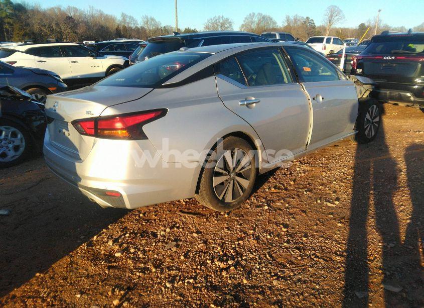 Photo 4 of 2019 Nissan Altima 2.5 SL (VIN 1N4BL4EV9KC256687)