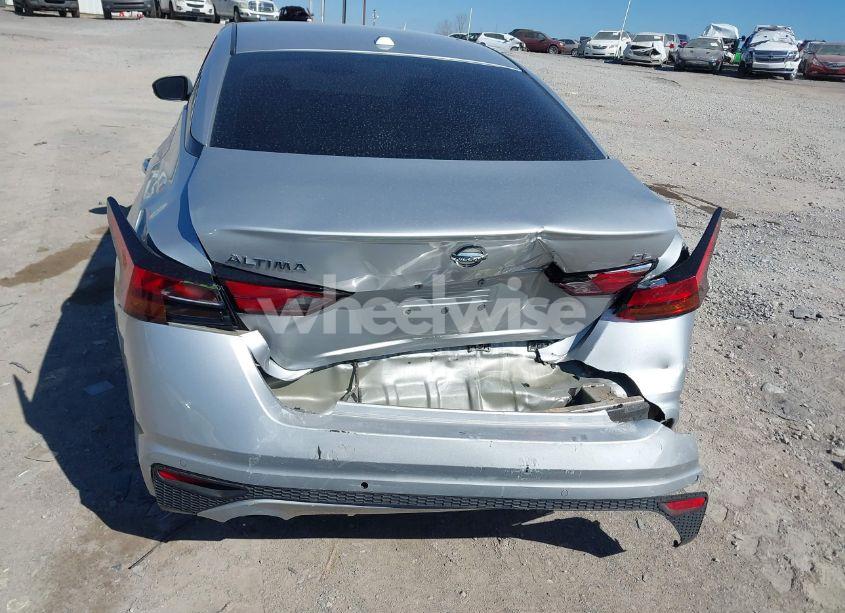 Photo 6 of 2020 Nissan Altima SL FWD (VIN 1N4BL4EV9LC153268)