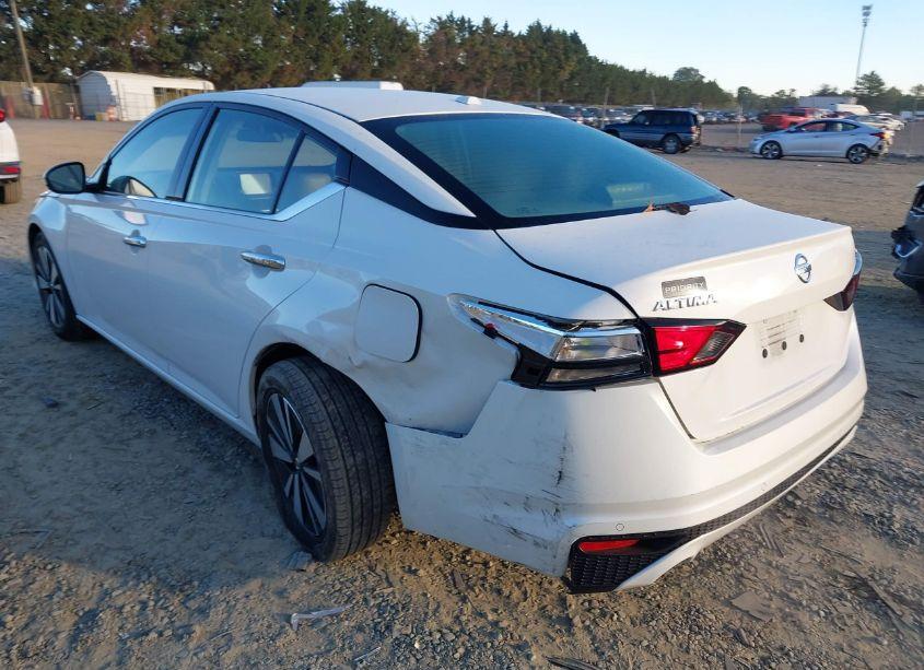Photo 3 of 2021 Nissan Altima SL FWD (VIN 1N4BL4EV9MN316796)