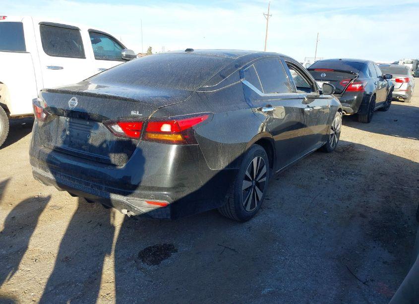 Photo 4 of 2019 Nissan Altima 2.5 SL (VIN 1N4BL4EVXKC113764)