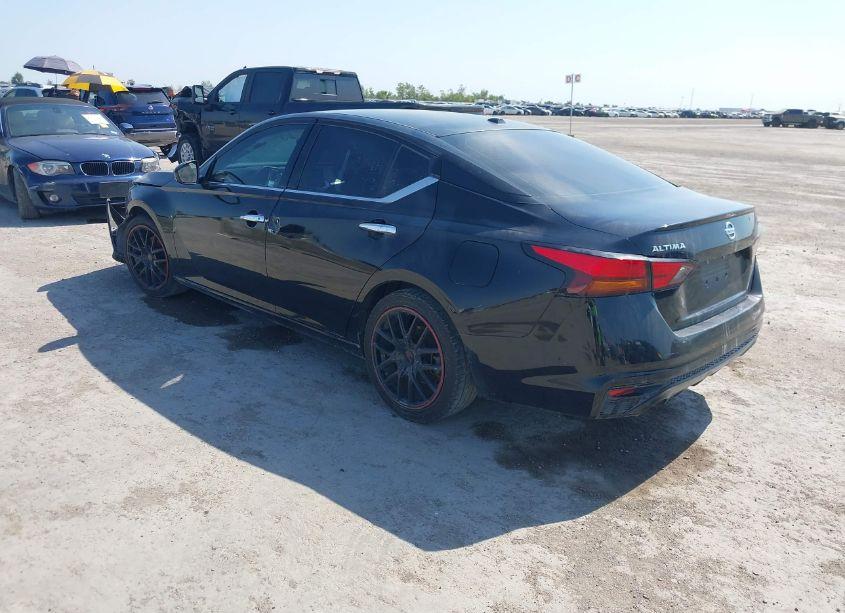 Photo 3 of 2019 Nissan Altima 2.5 SL (VIN 1N4BL4EVXKC166707)