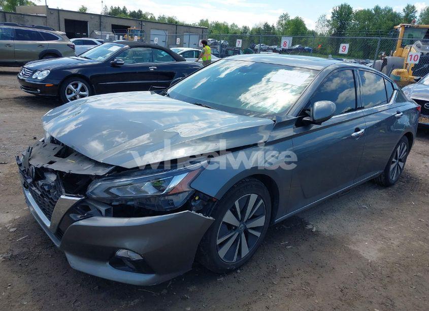 Photo 2 of 2019 Nissan Altima 2.5 SL (VIN 1N4BL4EVXKC183233)