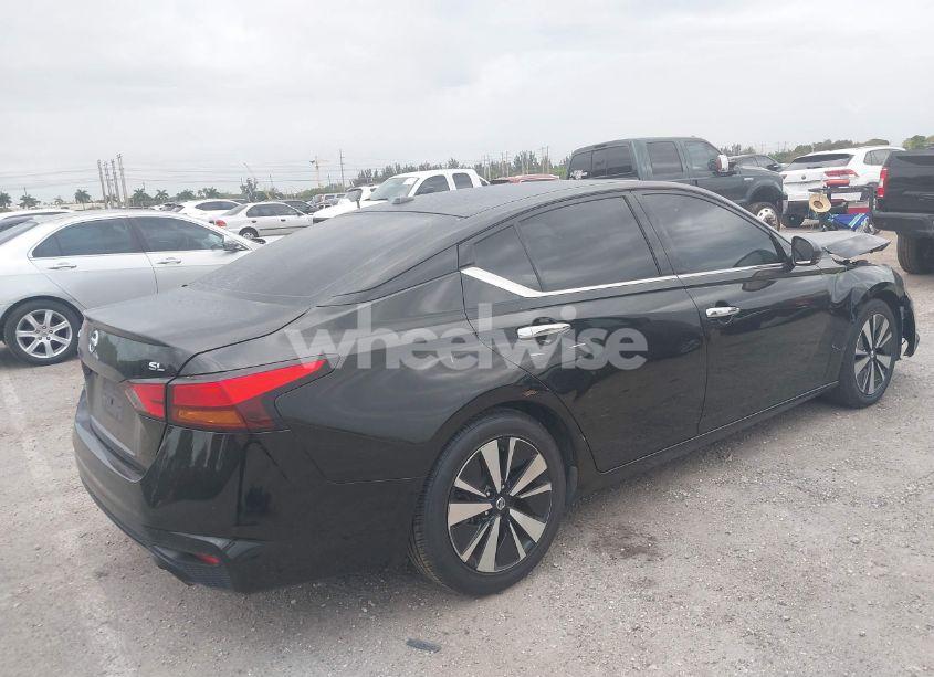 Photo 4 of 2019 Nissan Altima 2.5 SL (VIN 1N4BL4EVXKC202816)