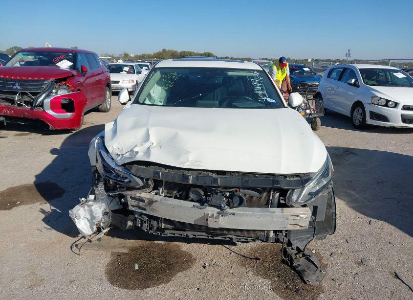 Photo 12 of 2019 Nissan Altima 2.5 SL (VIN 1N4BL4EVXKC216201)