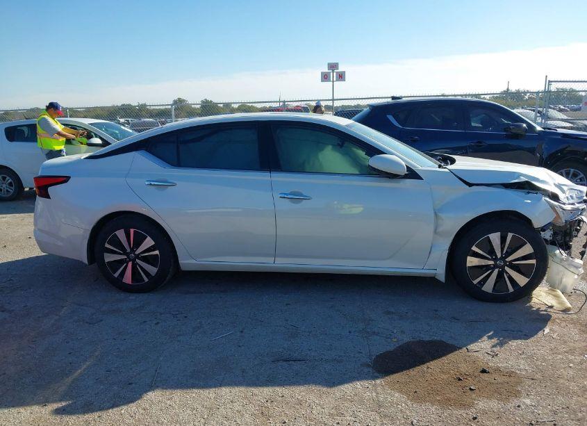 Photo 13 of 2019 Nissan Altima 2.5 SL (VIN 1N4BL4EVXKC216201)