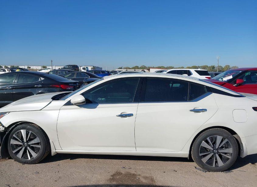 Photo 14 of 2019 Nissan Altima 2.5 SL (VIN 1N4BL4EVXKC216201)