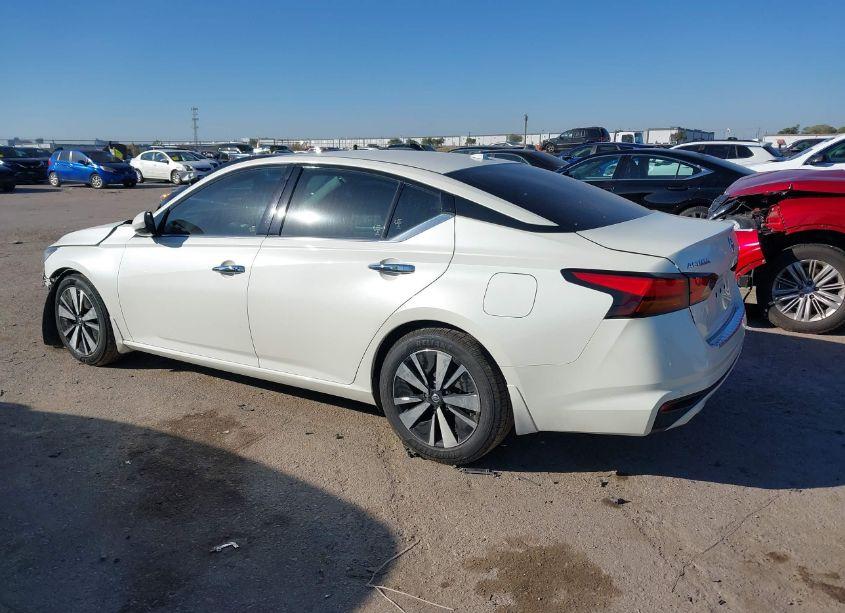 Photo 3 of 2019 Nissan Altima 2.5 SL (VIN 1N4BL4EVXKC216201)