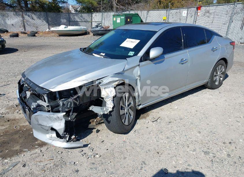 Photo 2 of 2020 Nissan Altima SL FWD (VIN 1N4BL4EVXLC163839)
