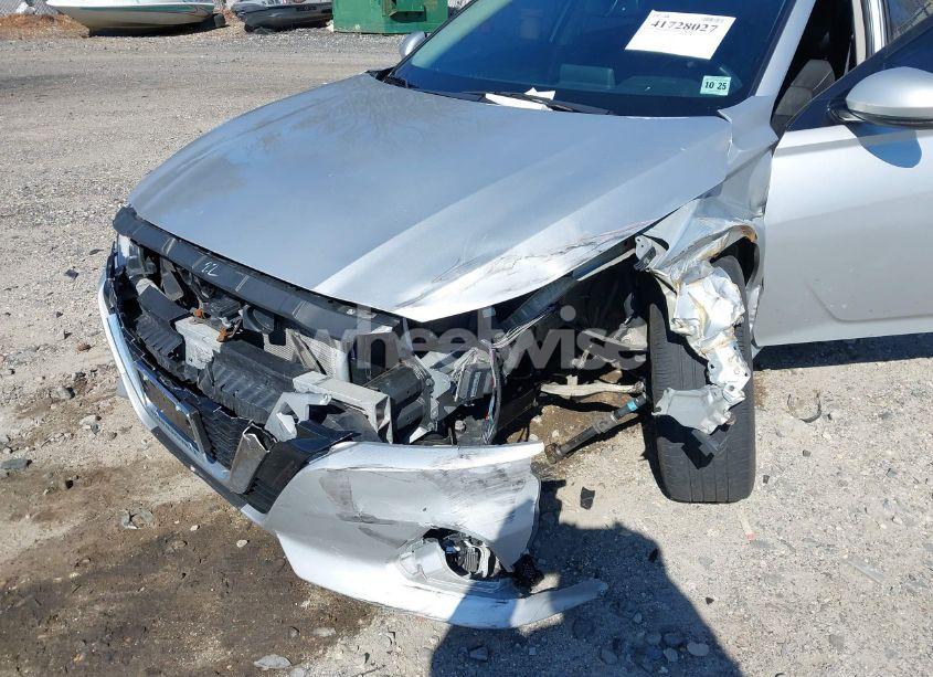 Photo 6 of 2020 Nissan Altima SL FWD (VIN 1N4BL4EVXLC163839)