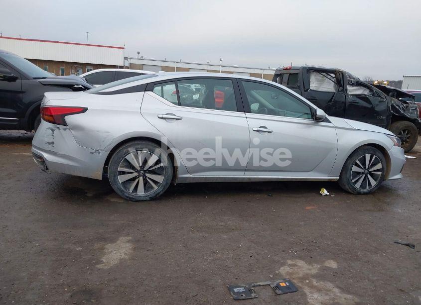 Photo 13 of 2020 Nissan Altima SL FWD (VIN 1N4BL4EVXLC164117)