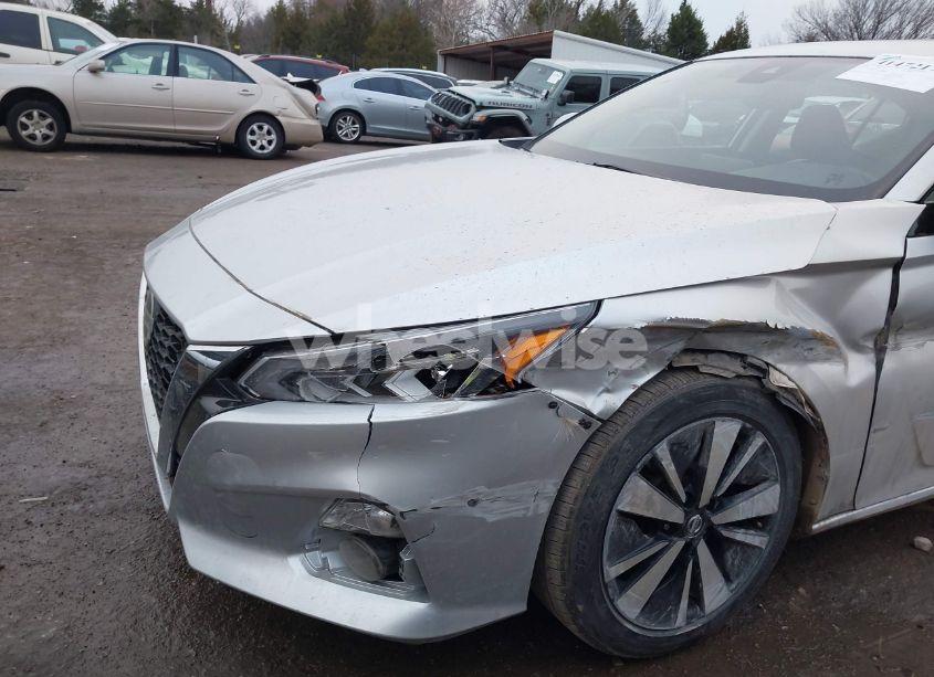 Photo 6 of 2020 Nissan Altima SL FWD (VIN 1N4BL4EVXLC164117)