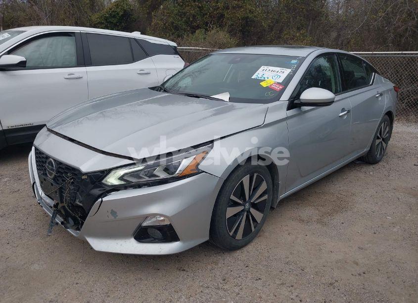 Photo 2 of 2022 Nissan Altima SL FWD (VIN 1N4BL4EVXNN413460)