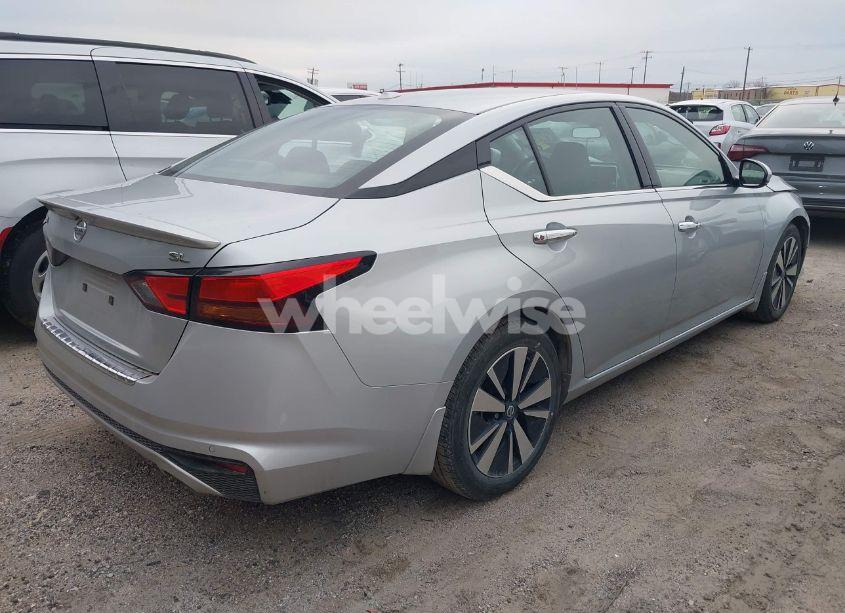 Photo 4 of 2022 Nissan Altima SL FWD (VIN 1N4BL4EVXNN413460)