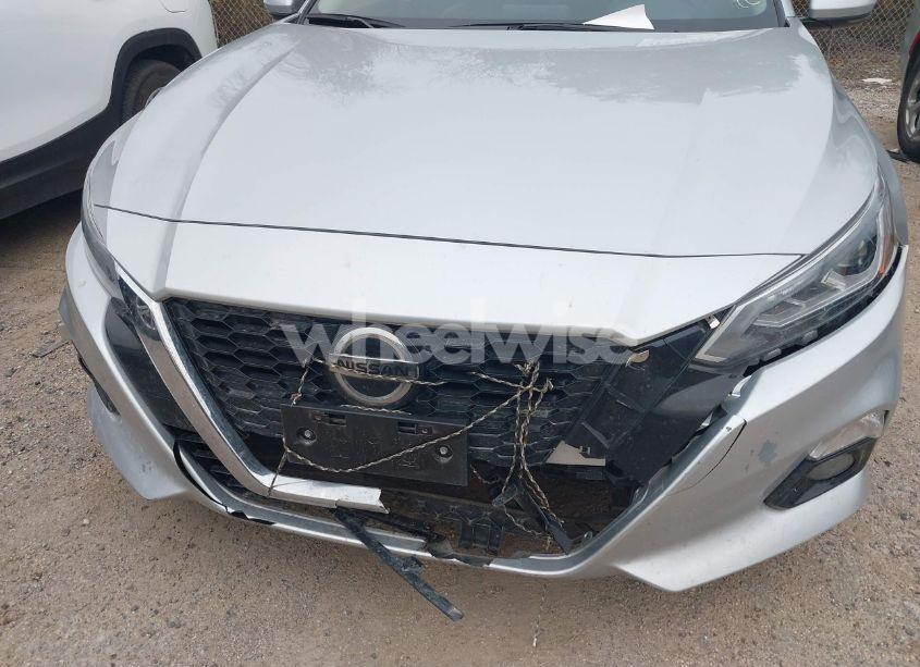 Photo 6 of 2022 Nissan Altima SL FWD (VIN 1N4BL4EVXNN413460)