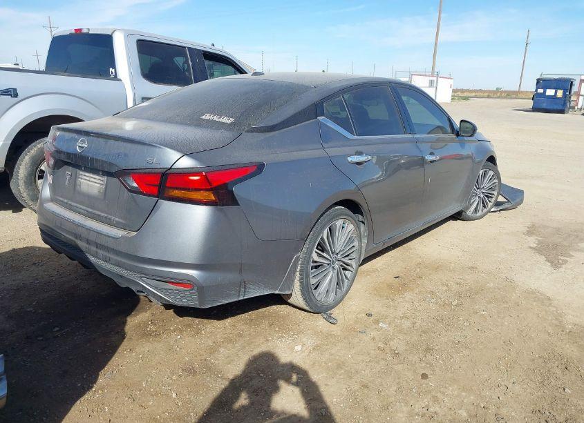 Photo 4 of 2023 Nissan Altima SL (VIN 1N4BL4EVXPN351500)