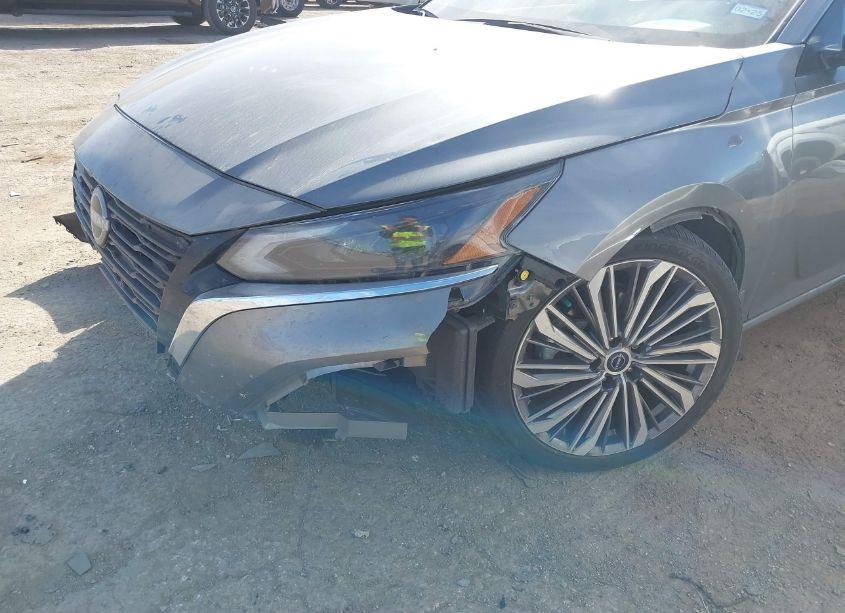 Photo 6 of 2023 Nissan Altima SL (VIN 1N4BL4EVXPN351500)