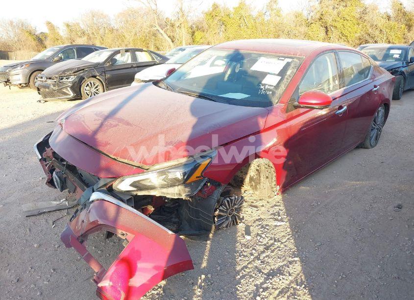 Photo 2 of 2023 Nissan Altima SL FWD (VIN 1N4BL4EVXPN355045)