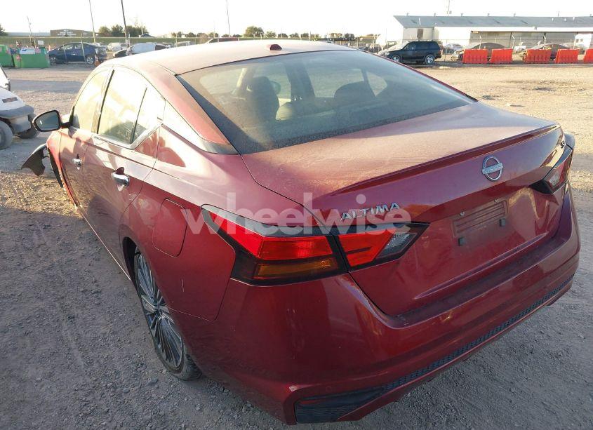 Photo 3 of 2023 Nissan Altima SL FWD (VIN 1N4BL4EVXPN355045)