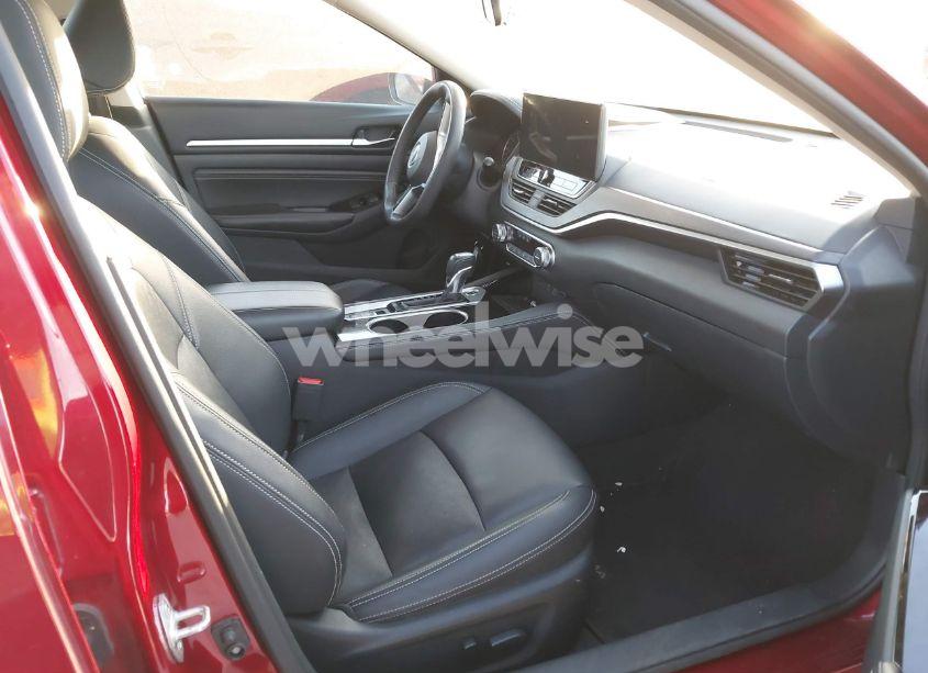 Photo 5 of 2023 Nissan Altima SL FWD (VIN 1N4BL4EVXPN355045)