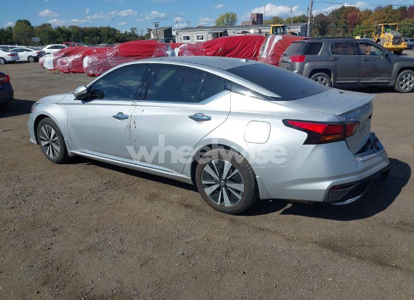 Photo 3 of 2019 Nissan Altima 2.5 SL (VIN 1N4BL4EW1KC138920)