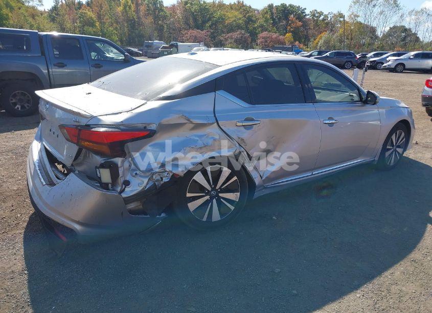 Photo 4 of 2019 Nissan Altima 2.5 SL (VIN 1N4BL4EW1KC138920)