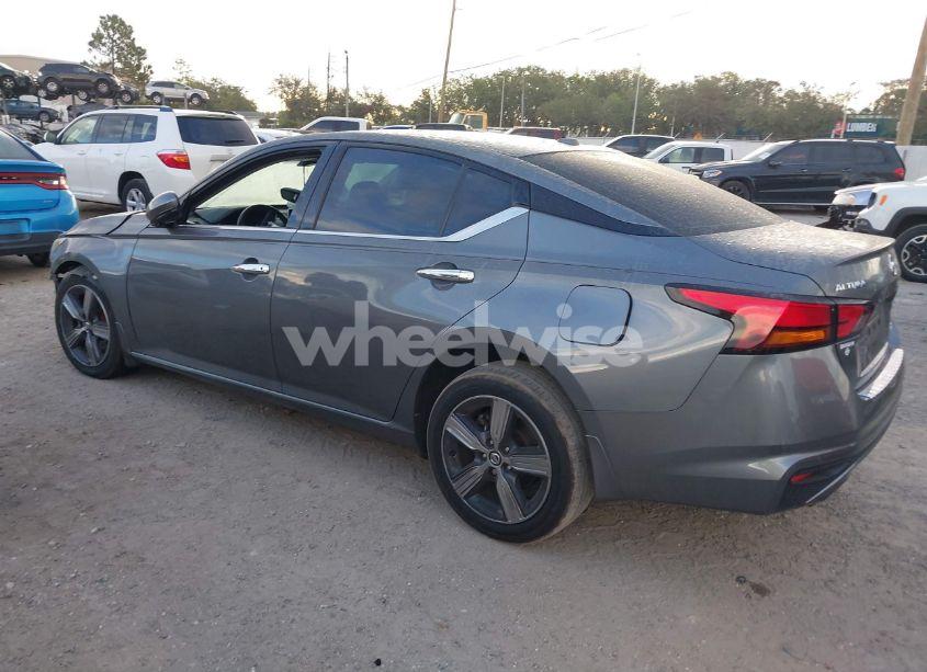 Photo 3 of 2020 Nissan Altima SL INTELLIGENT AWD (VIN 1N4BL4EW1LC197922)