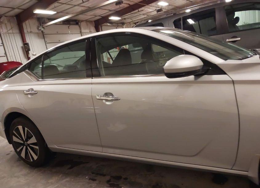 Photo 14 of 2021 Nissan Altima SL INTELLIGENT AWD (VIN 1N4BL4EW1MN325775)