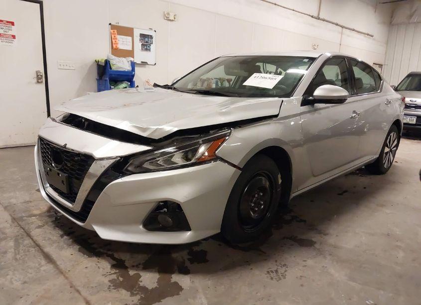 Photo 2 of 2021 Nissan Altima SL INTELLIGENT AWD (VIN 1N4BL4EW1MN325775)