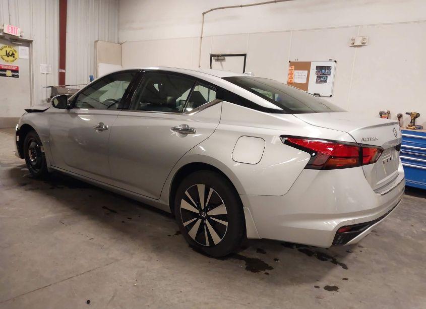 Photo 3 of 2021 Nissan Altima SL INTELLIGENT AWD (VIN 1N4BL4EW1MN325775)