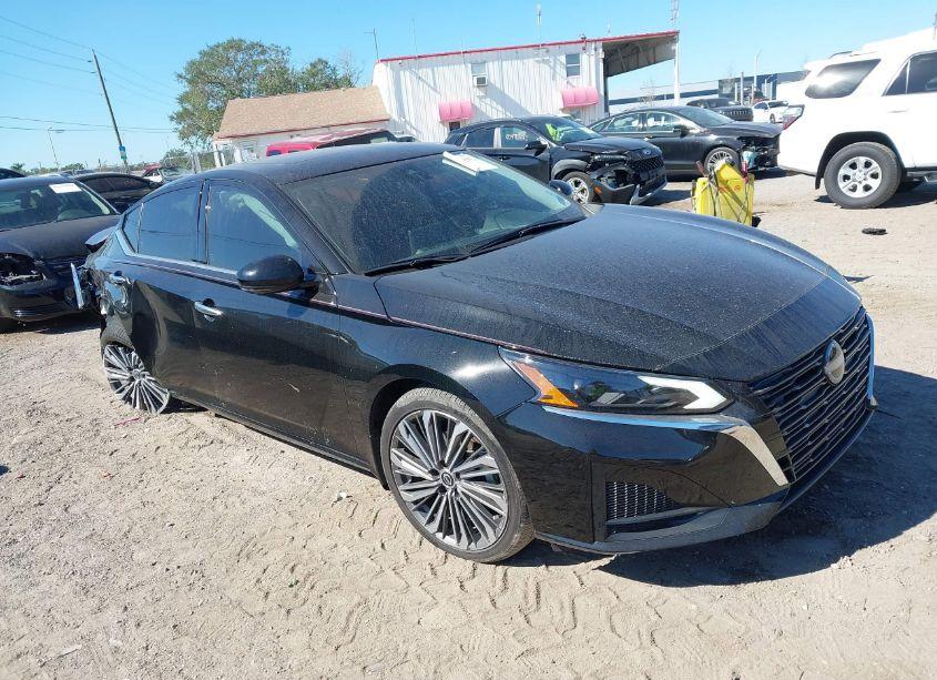 2023 Nissan Altima SL INTELLIGENT AWD (VIN 1N4BL4EW1PN342533) main photo
