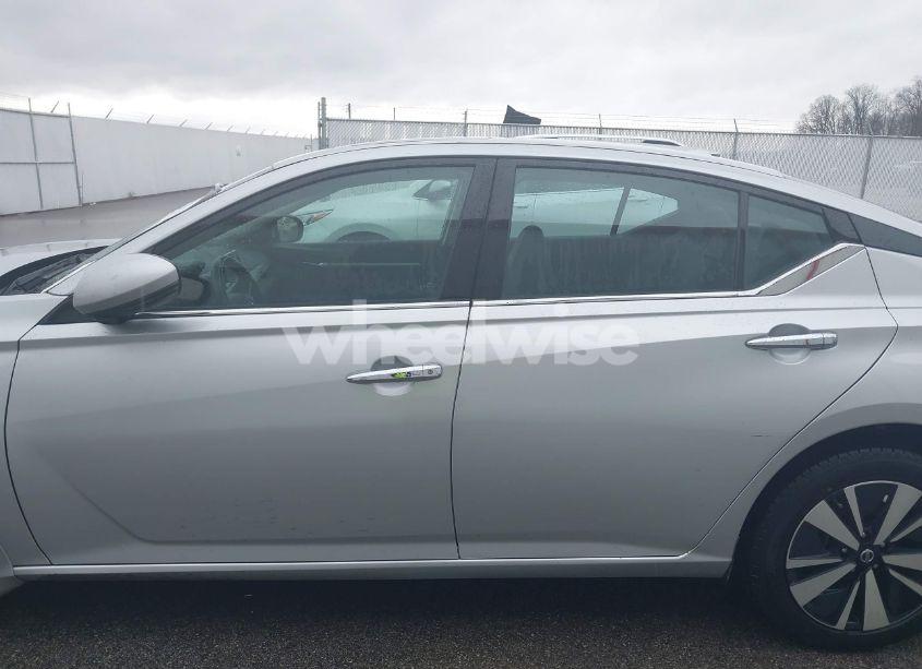 Photo 14 of 2019 Nissan Altima 2.5 SL (VIN 1N4BL4EW2KC196700)