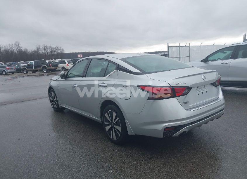 Photo 3 of 2019 Nissan Altima 2.5 SL (VIN 1N4BL4EW2KC196700)